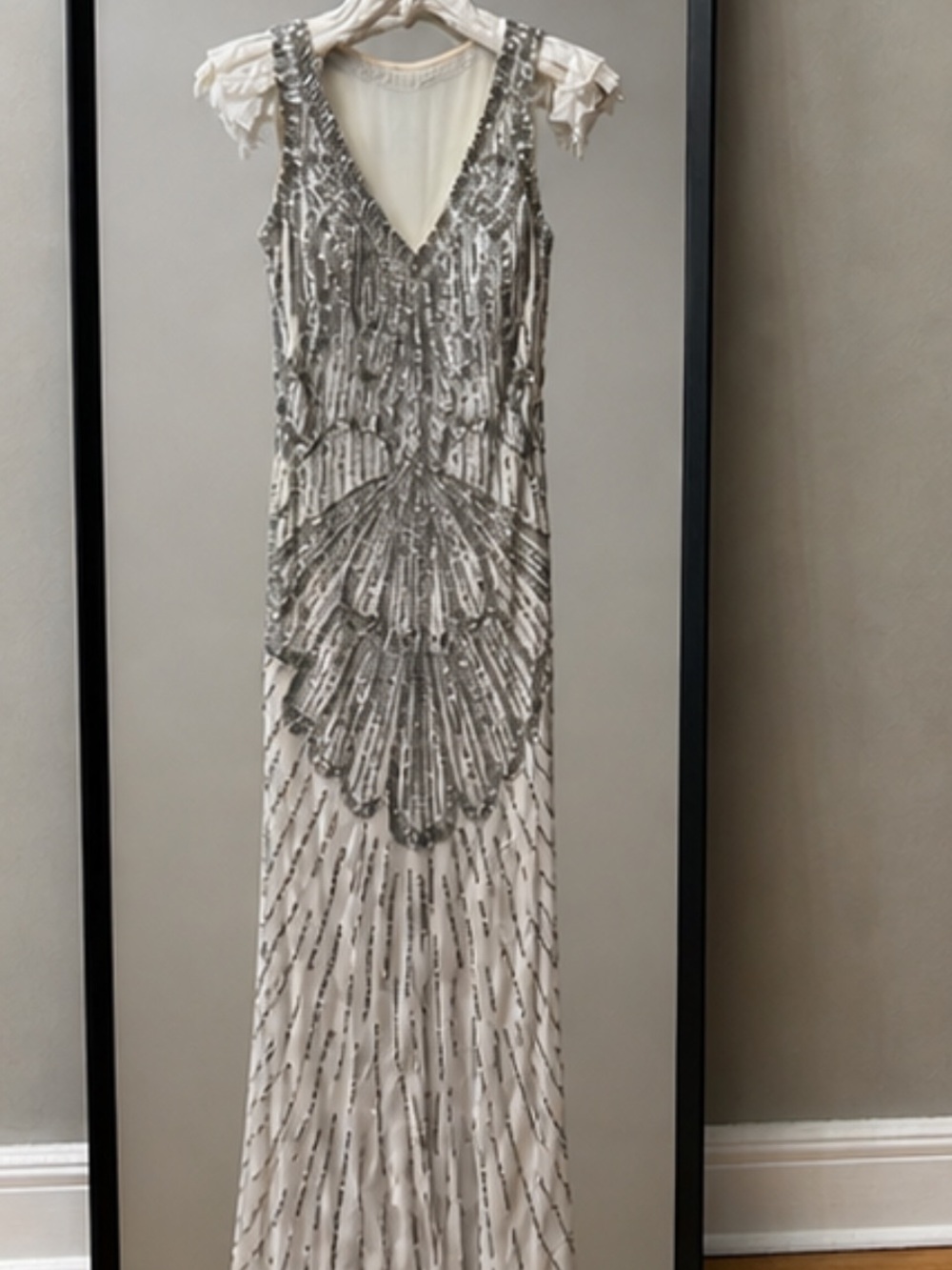 💎 Ivory Sequin Gown